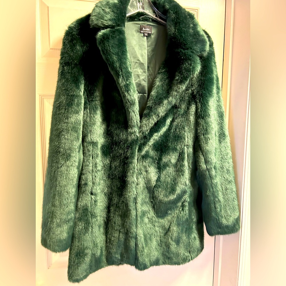 Dark Green faux fur coat size 10/L Eur 42 made by Bardot. Mid length coat